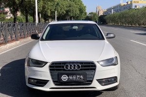 奥迪A4L 奥迪 35 TFSI 自动标准型