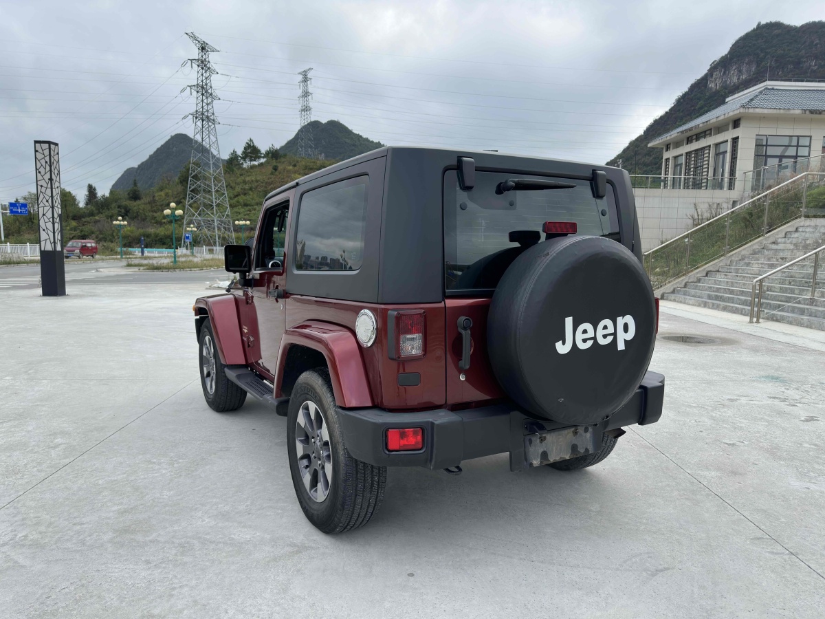 2008年6月Jeep 牧馬人  2008款 3.8L Sahara 兩門(mén)版