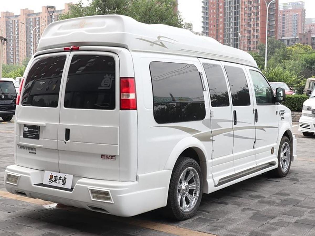 2016年9月GMC SAVANA  2014款 5.3L 領(lǐng)袖版