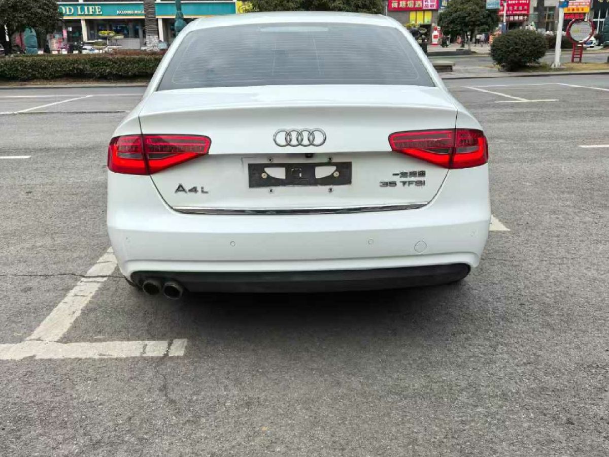 奧迪 奧迪A4L  2015款 A4L 1.8TFSI 30TFSI 舒適型圖片