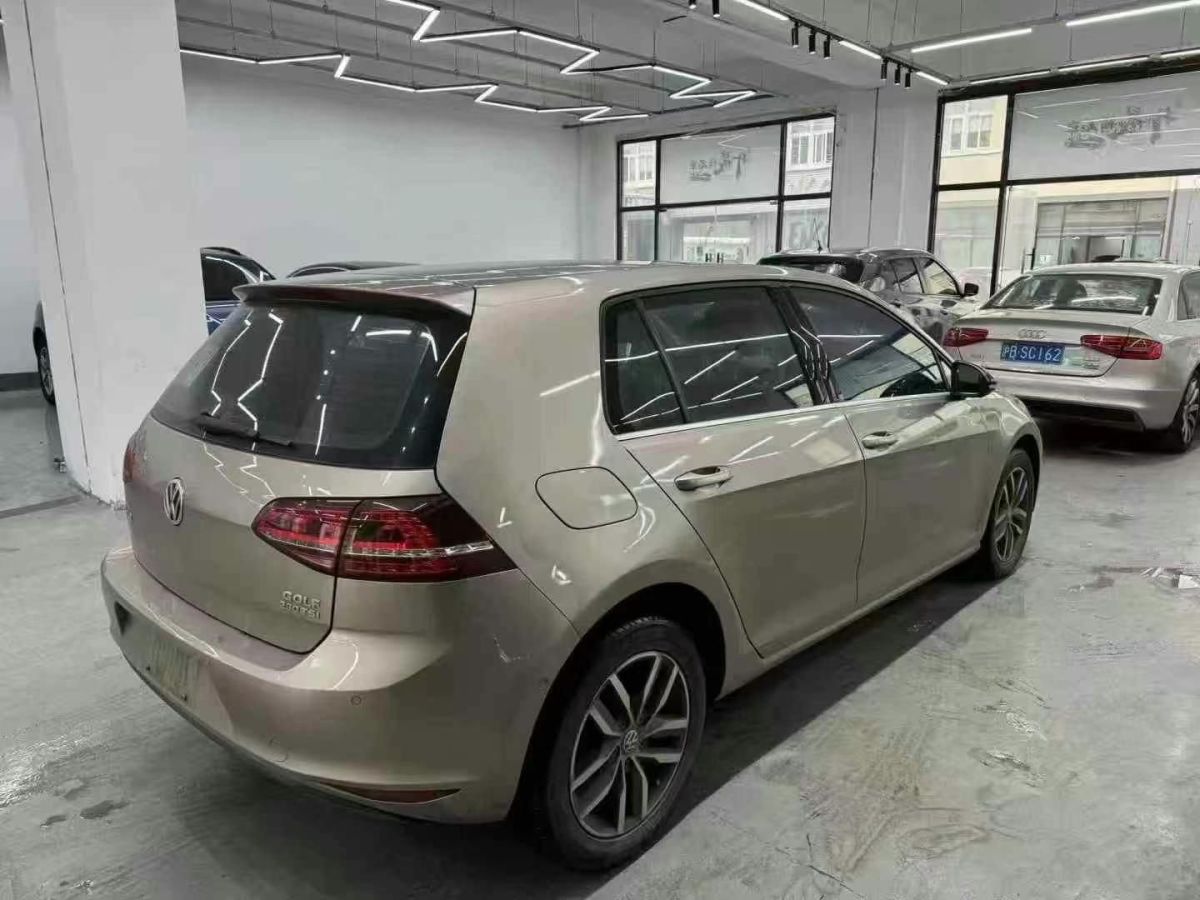大眾 高爾夫  2017款 180TSI 自動(dòng)舒適型圖片