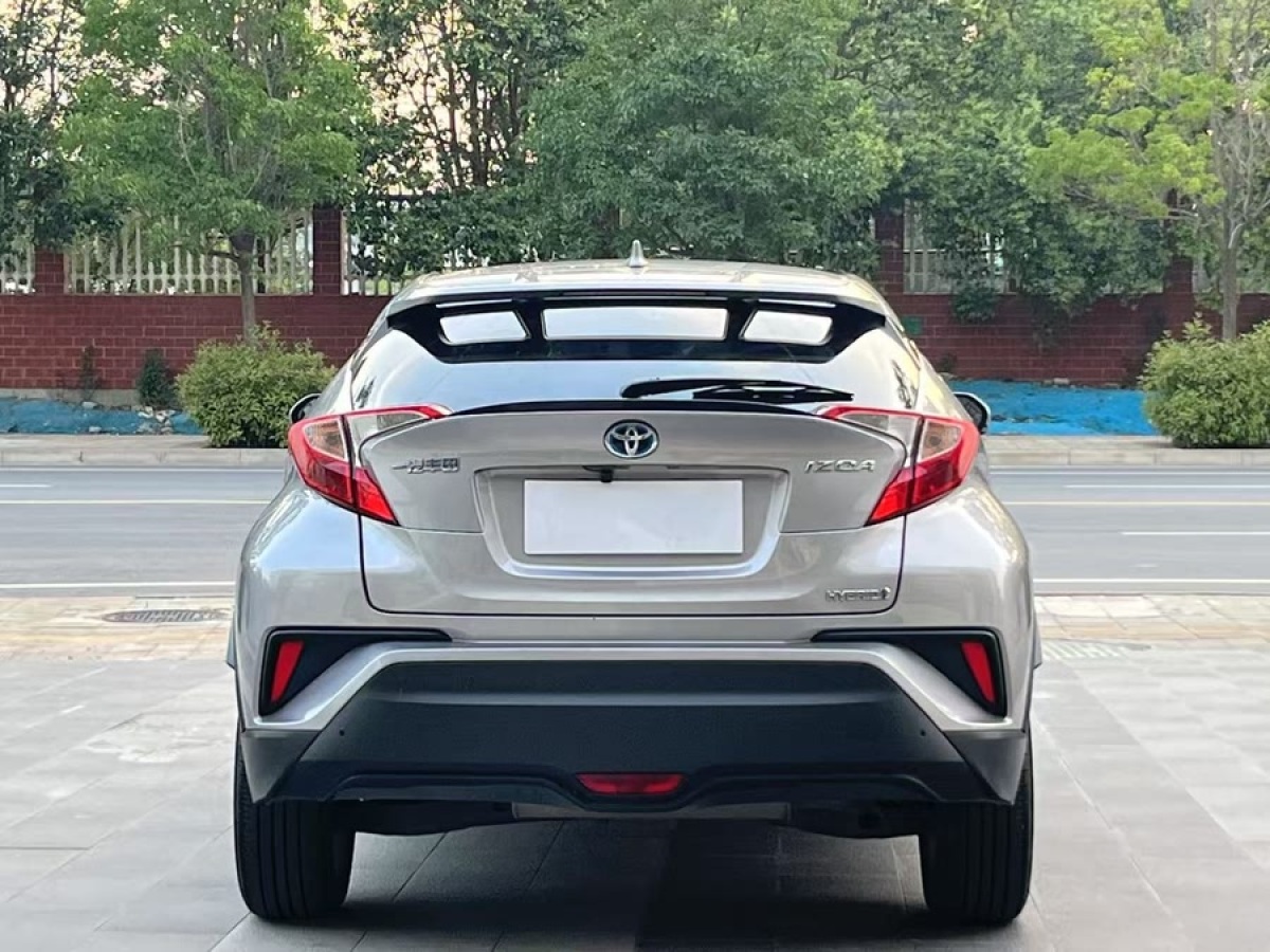 豐田 奕澤IZOA  2021款 2.0L 奕行版圖片