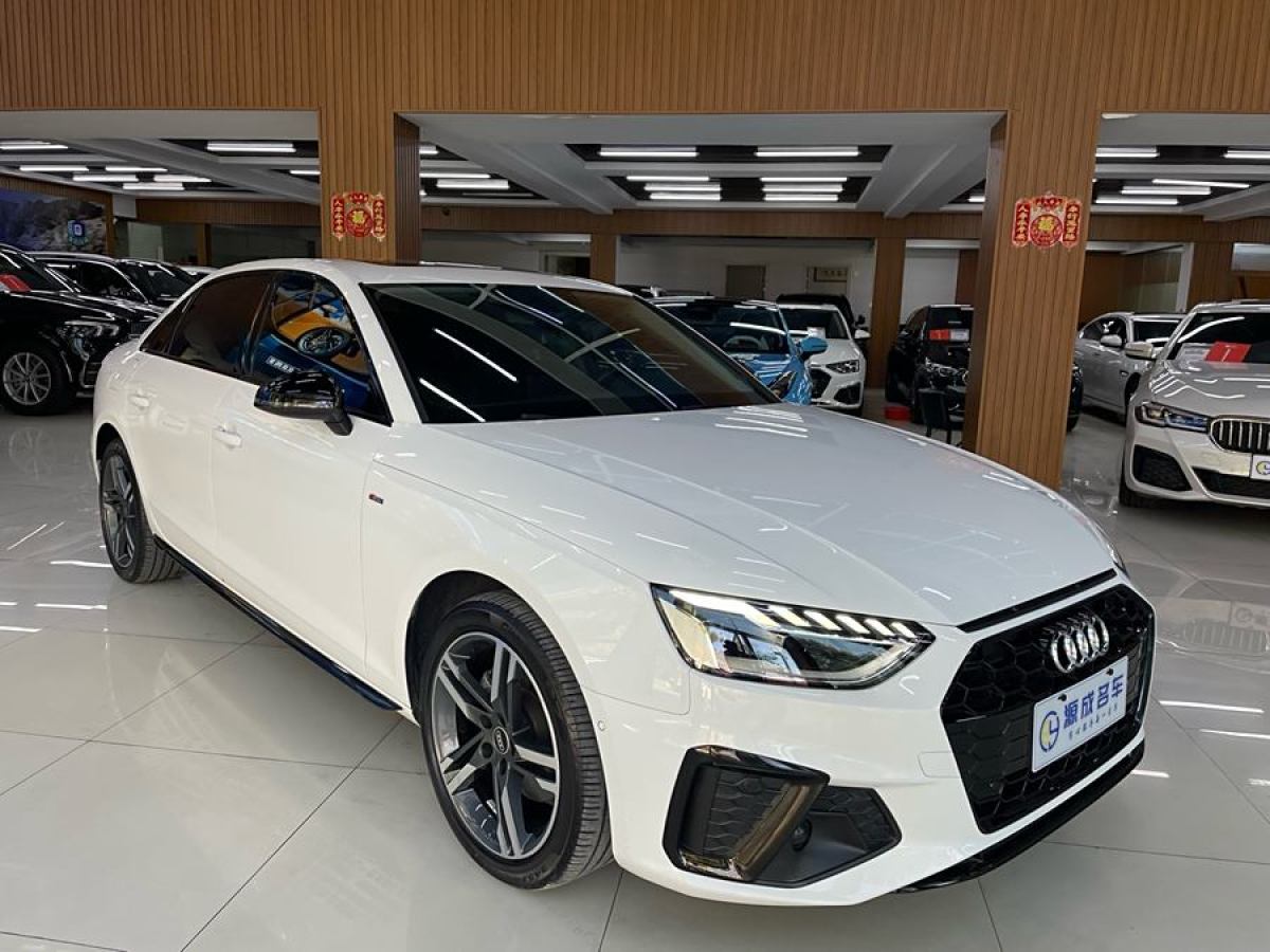 奧迪 奧迪A4L  2022款 40 TFSI 豪華動感型圖片