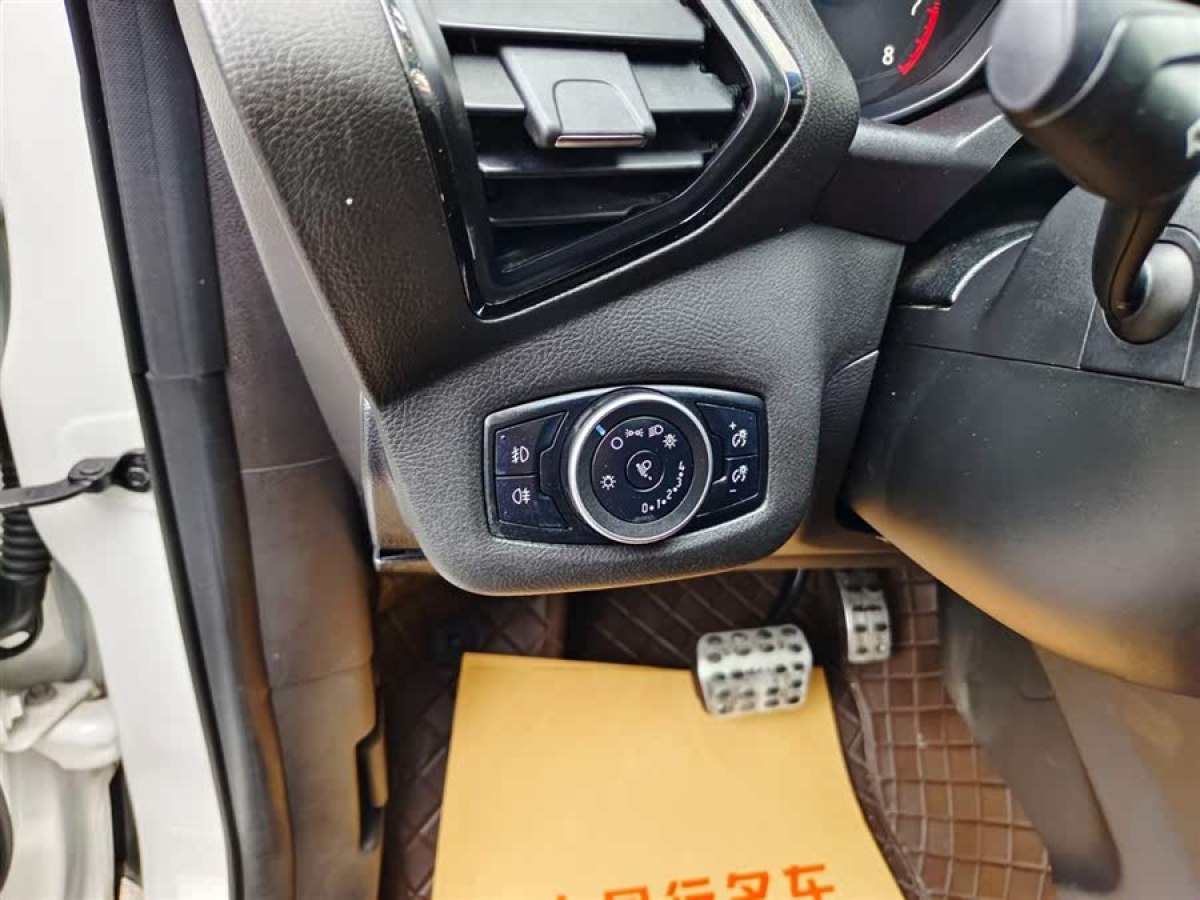 福特 翼虎  2017款 EcoBoost 180 四驅(qū)豪翼型圖片