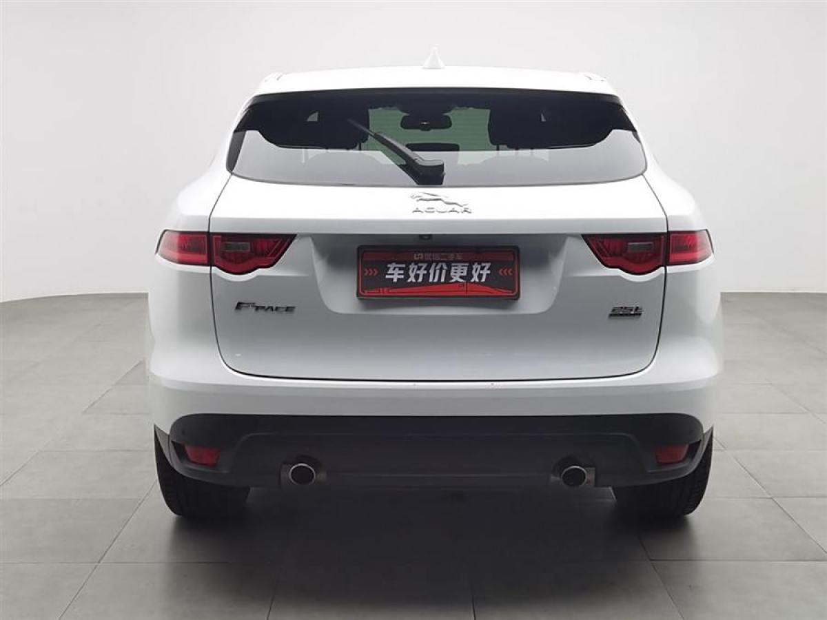 捷豹 F-PACE  2018款 2.0T 四驅(qū)都市尊享版圖片