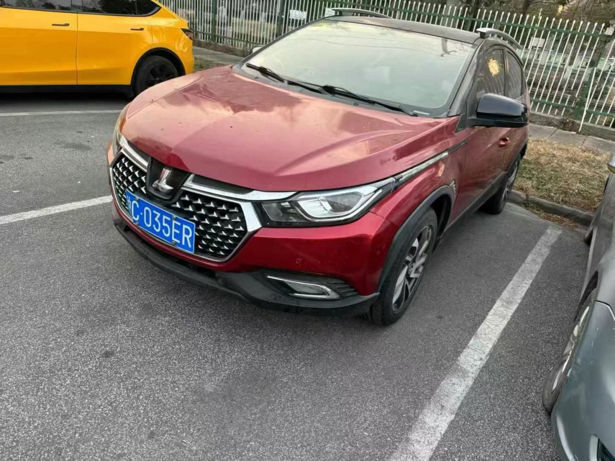 納智捷 優(yōu)6 SUV  2018款 1.8T 經(jīng)典天窗版圖片