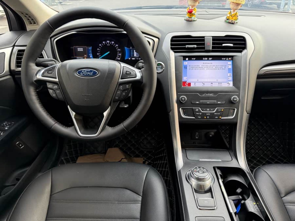 福特 蒙迪歐新能源  2018款  2.0 PHEV 智控時(shí)尚型 國(guó)VI圖片