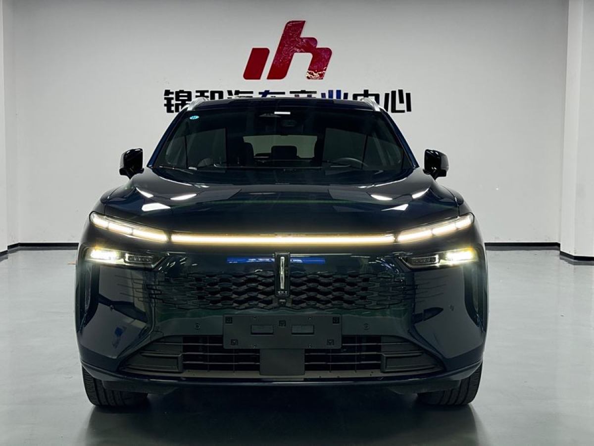 长城 摩卡DHT-PHEV  2024款 Hi4 四驱长续航版图片