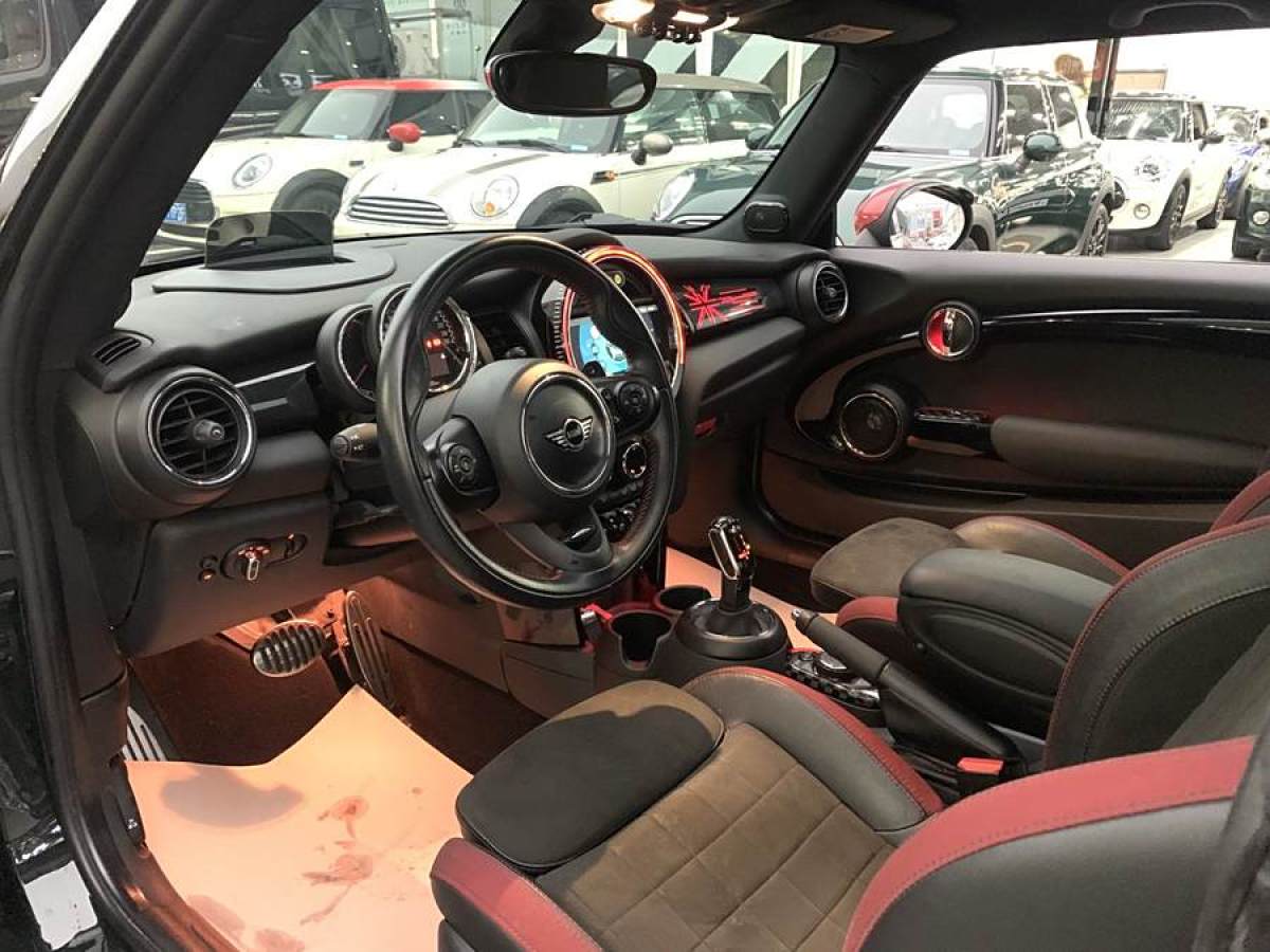 2018年8月MINI JCW  2018款 2.0T JOHN COOPER WORKS ALL-IN