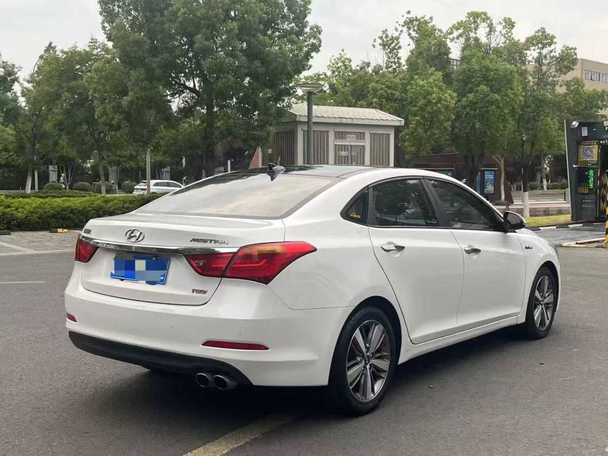 現(xiàn)代 名圖  2016款 1.6T 自動旗艦型TOP圖片