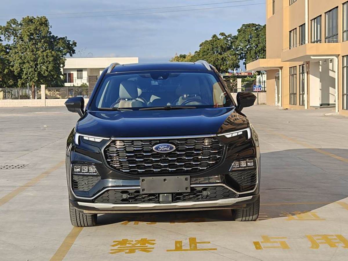 福特 領(lǐng)裕  2021款 EcoBoost 225 尊領(lǐng)型PLUS 6座圖片