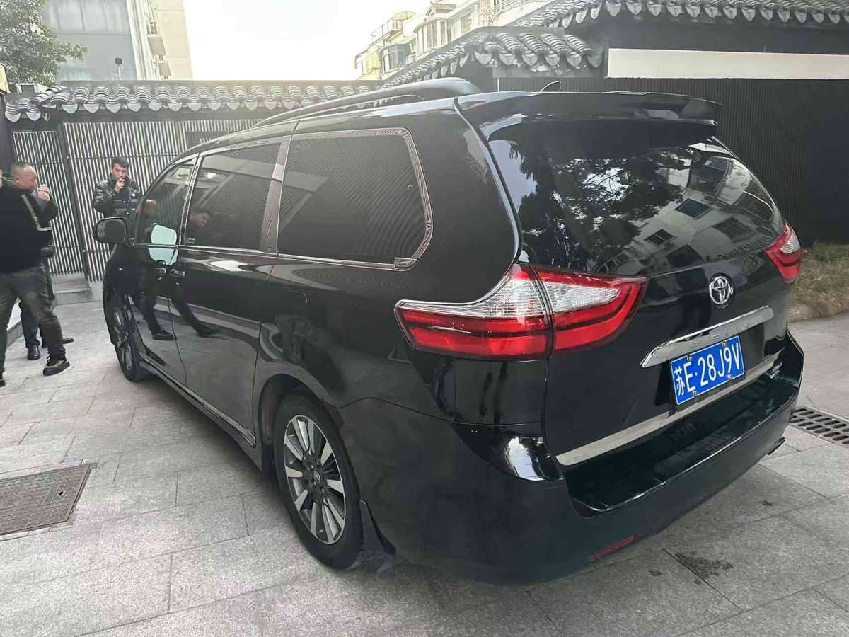 豐田 Sienna 2018款 塞納 3.5L 四驅 XLE 7座(美規(guī))圖片