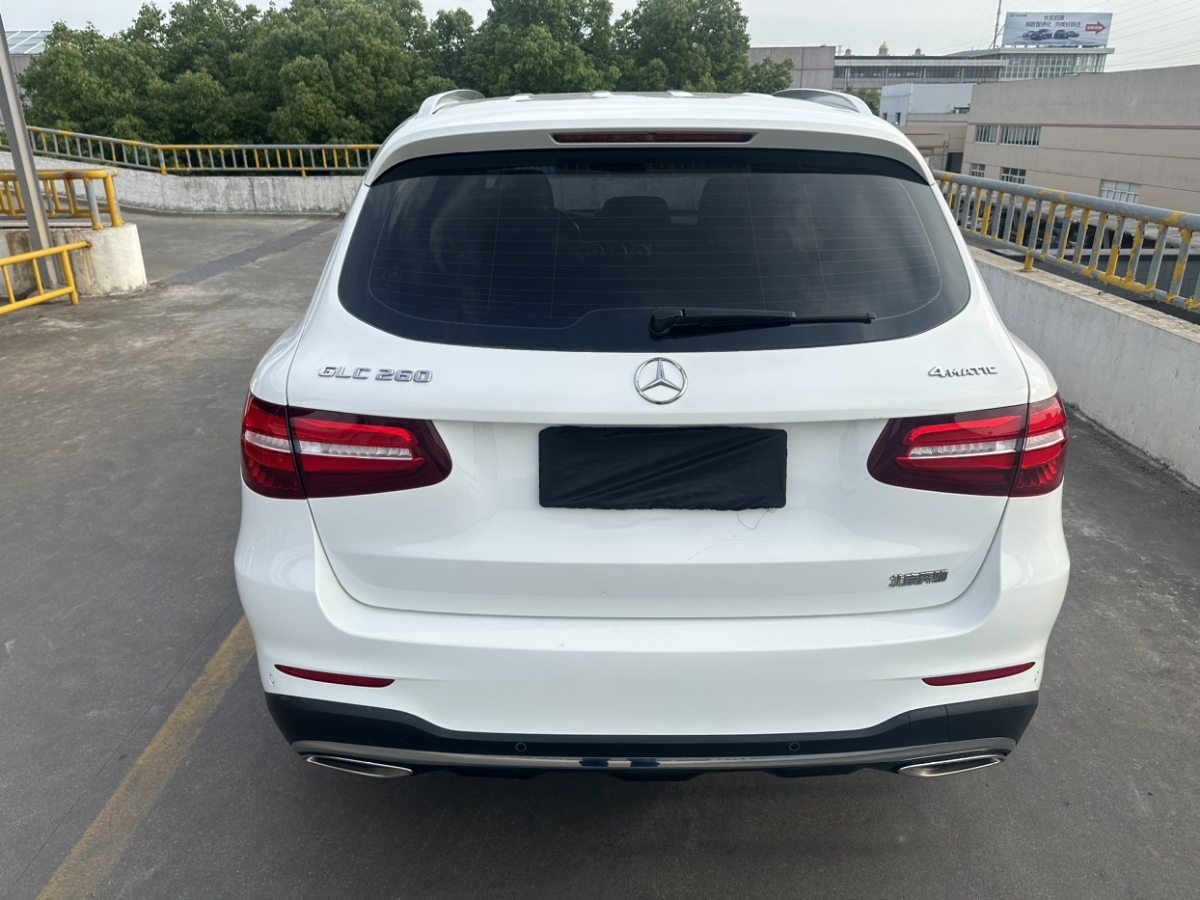 奔驰 奔驰GLC  2018款 GLC 260 4MATIC 豪华型图片