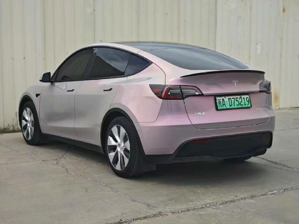 2023年1月特斯拉 Model S  2023款 三電機(jī)全輪驅(qū)動(dòng) Plaid版