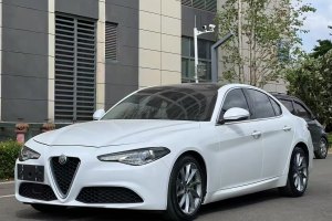 Giulia 阿爾法·羅密歐 2.0T 280HP 豪華版