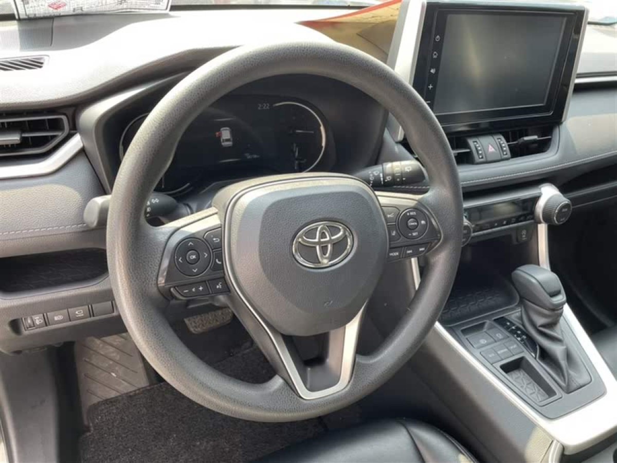 豐田 RAV4榮放  2020款 2.0L CVT兩驅(qū)風(fēng)尚版圖片