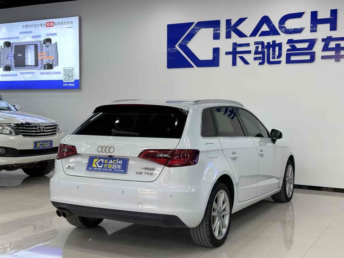 奧迪 奧迪A3  2015款 Sportback 35 TFSI 百萬紀(jì)念智領(lǐng)型圖片