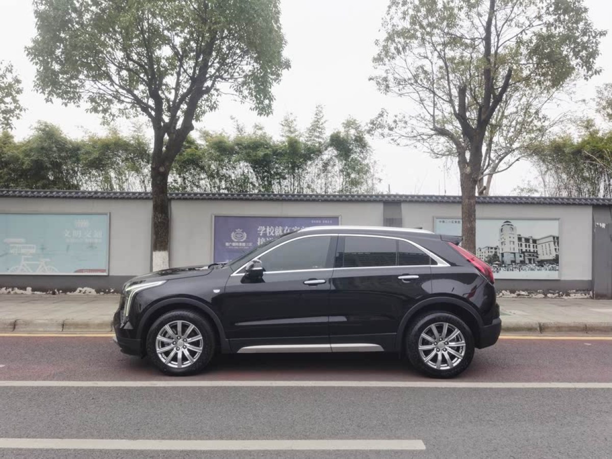 凱迪拉克 XT4  2021款 28T 兩驅(qū)領(lǐng)先型圖片