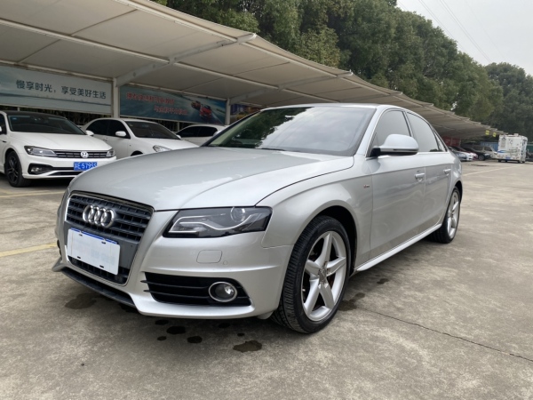 奥迪 奥迪A4L  2011款 2.0 TFSI 运动型