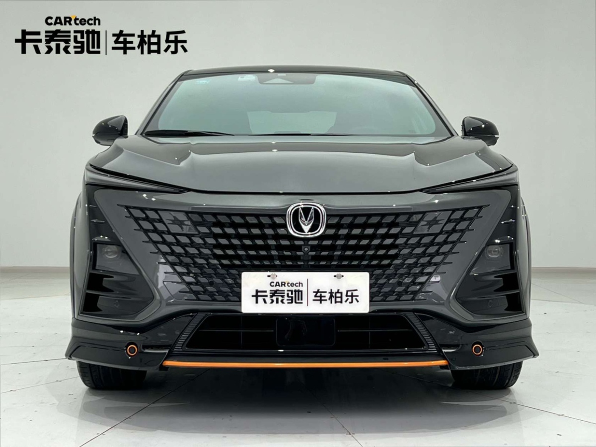 長(zhǎng)安 UNI-T  2022款 1.5T 尊貴型圖片