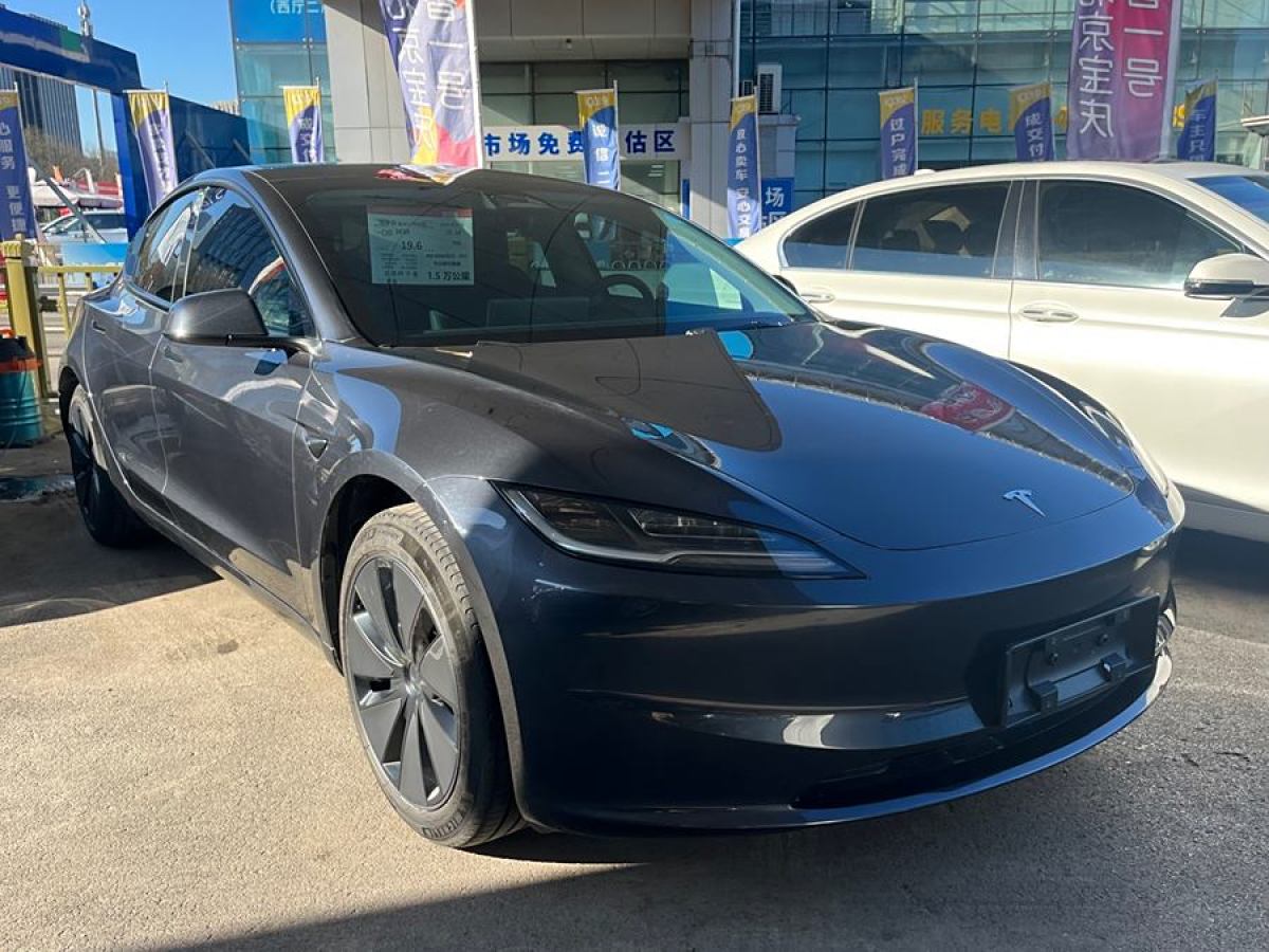 特斯拉 Model Y  2023款 后輪驅(qū)動(dòng)版圖片