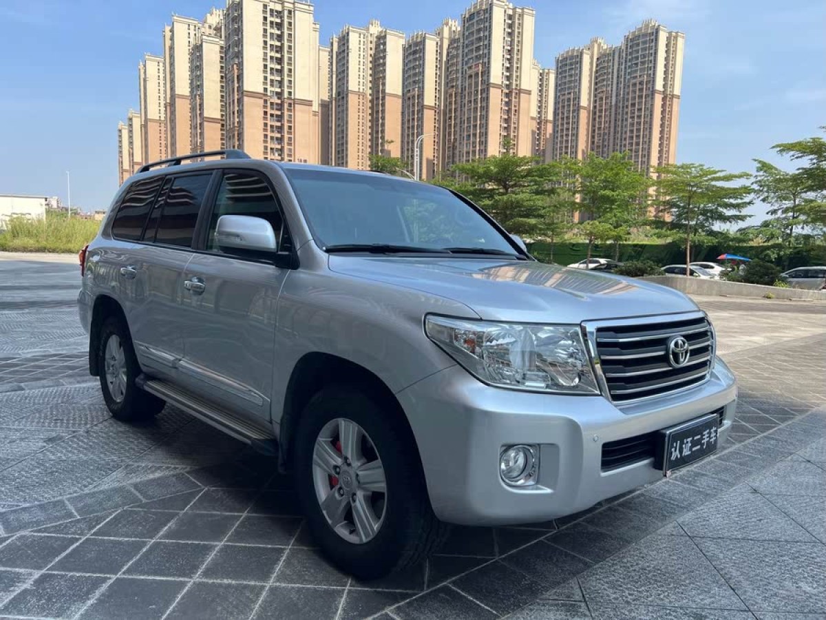 豐田 蘭德酷路澤  2015款 4.0L V6 中東限量版圖片
