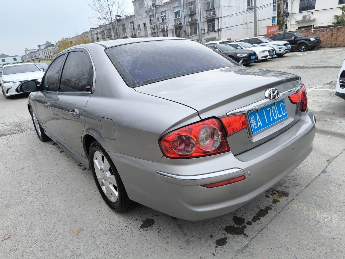 現(xiàn)代 名馭  2009款 2.0L 手動舒適版GL圖片