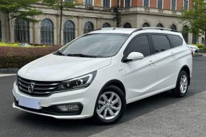 310W 寶駿  1.5L 手動(dòng)時(shí)尚型 國(guó)VI
