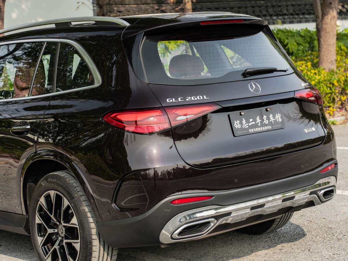 2023年4月奔馳 奔馳GLC  2023款 GLC 260 L 4MATIC 豪華型 5座