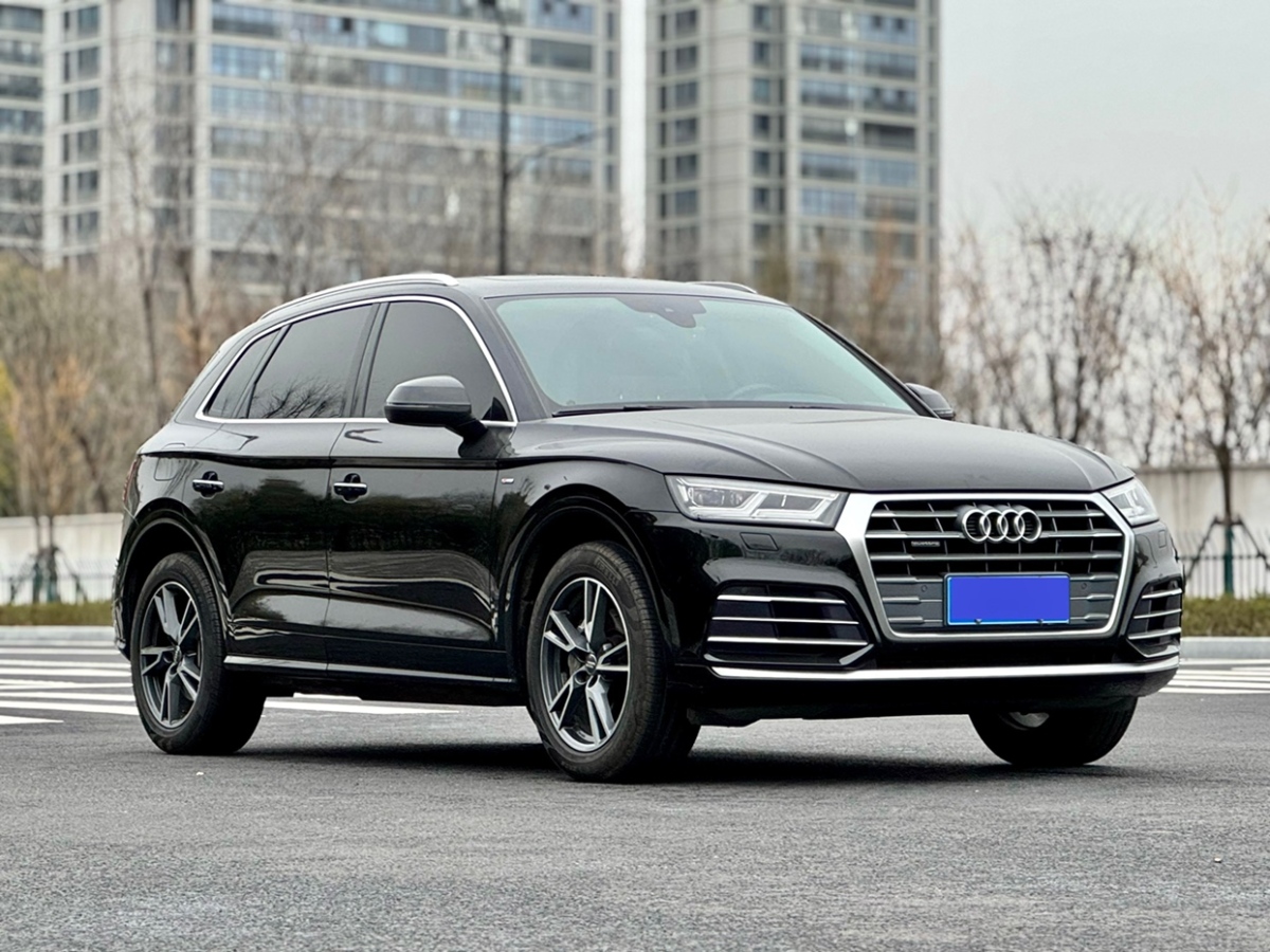 2019年12月奧迪 奧迪Q5L  2020款 40 TFSI 榮享時(shí)尚型