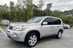 奇骏 日产 2.5L CVT豪华版 4WD