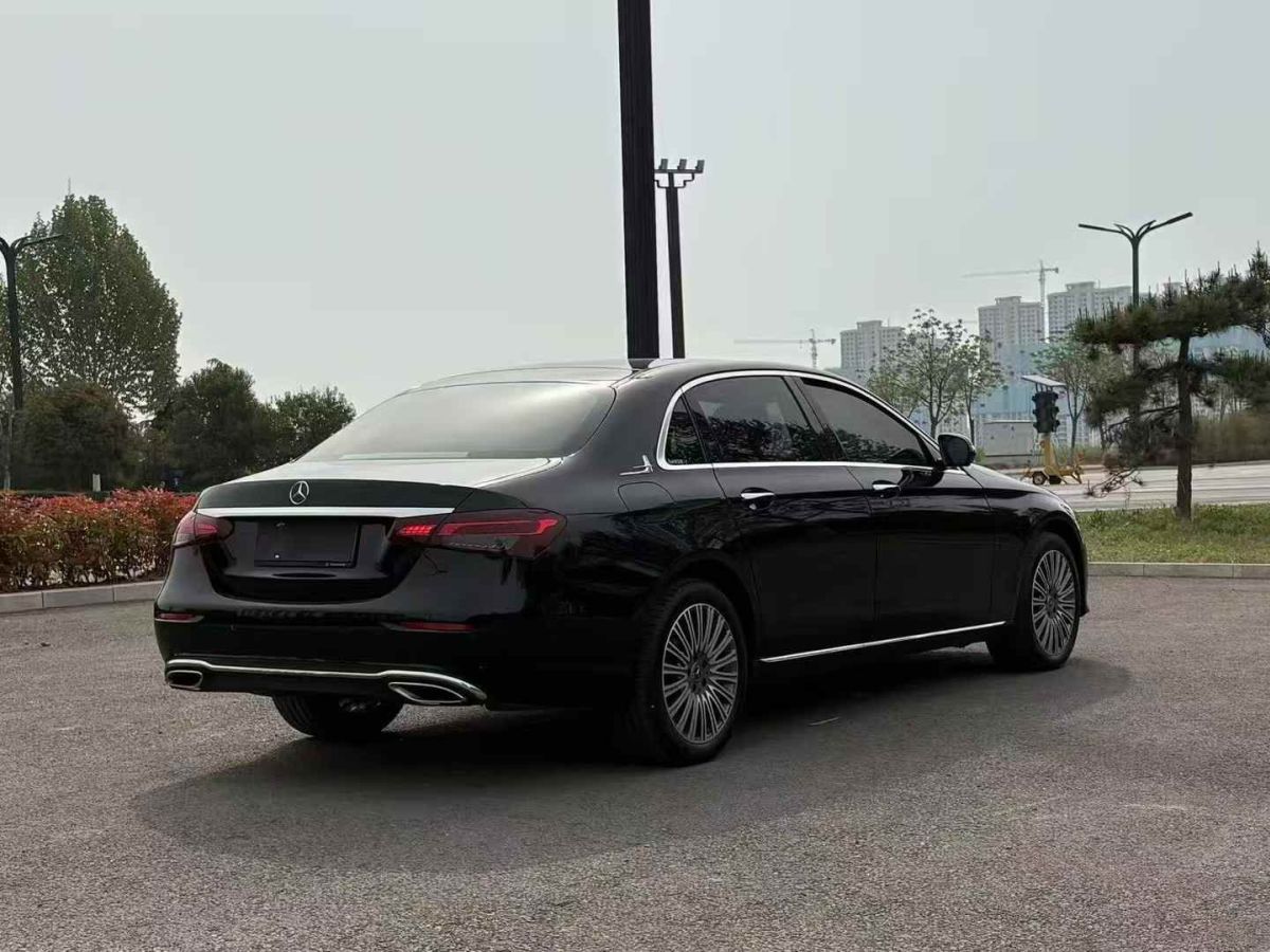 奔馳 奔馳E級  2023款 E 260 L圖片