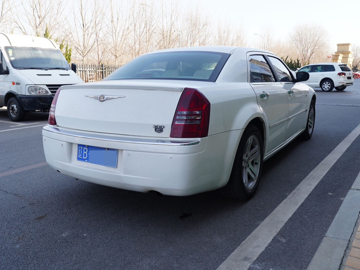 克莱斯勒 300C  2007款 2.7L 商务版图片