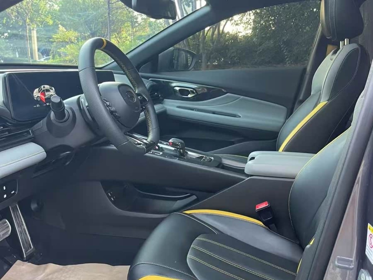 廣汽傳祺 影豹  2022款 270T 影豹J16 R-style賽道版圖片
