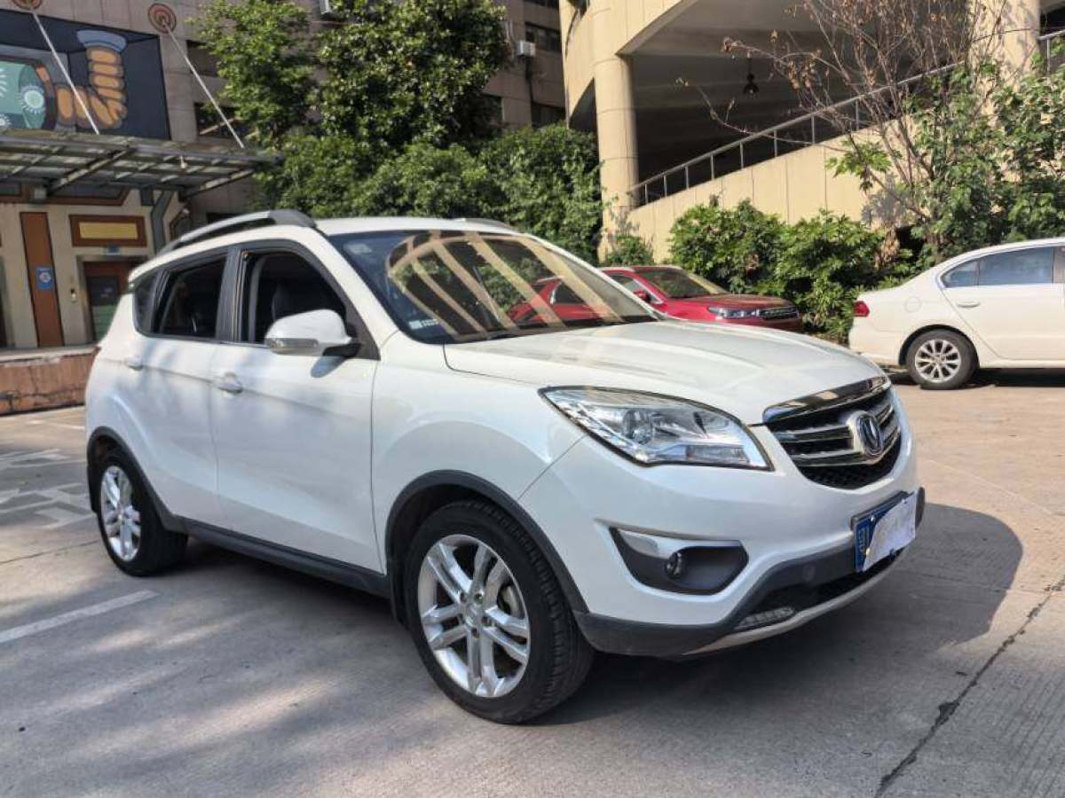 長安 CS35  2017款 1.6L 自動豪華型圖片
