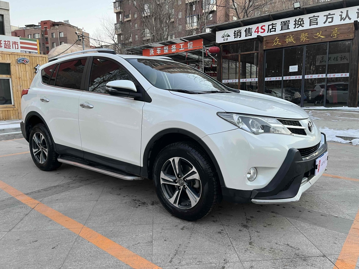 豐田 RAV4  2016款 榮放 2.0L CVT四驅(qū)新銳版圖片