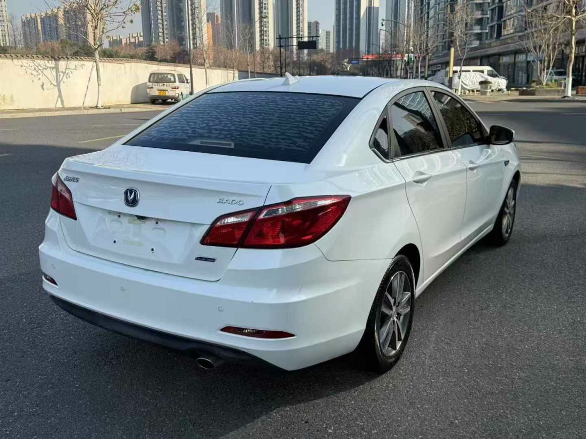 長(zhǎng)安 逸動(dòng)XT  2017款 RS 1.5T 自動(dòng)炫動(dòng)型圖片