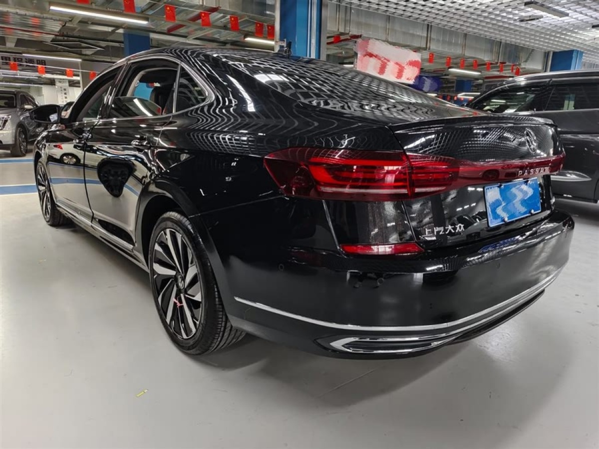大眾 帕薩特  2022款 330TSI 星空豪華版圖片