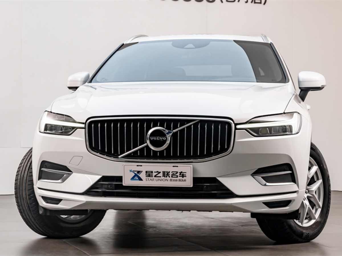 2021年3月沃爾沃 XC60 沃爾沃XC60 21款 T5 四驅(qū)智逸豪華版