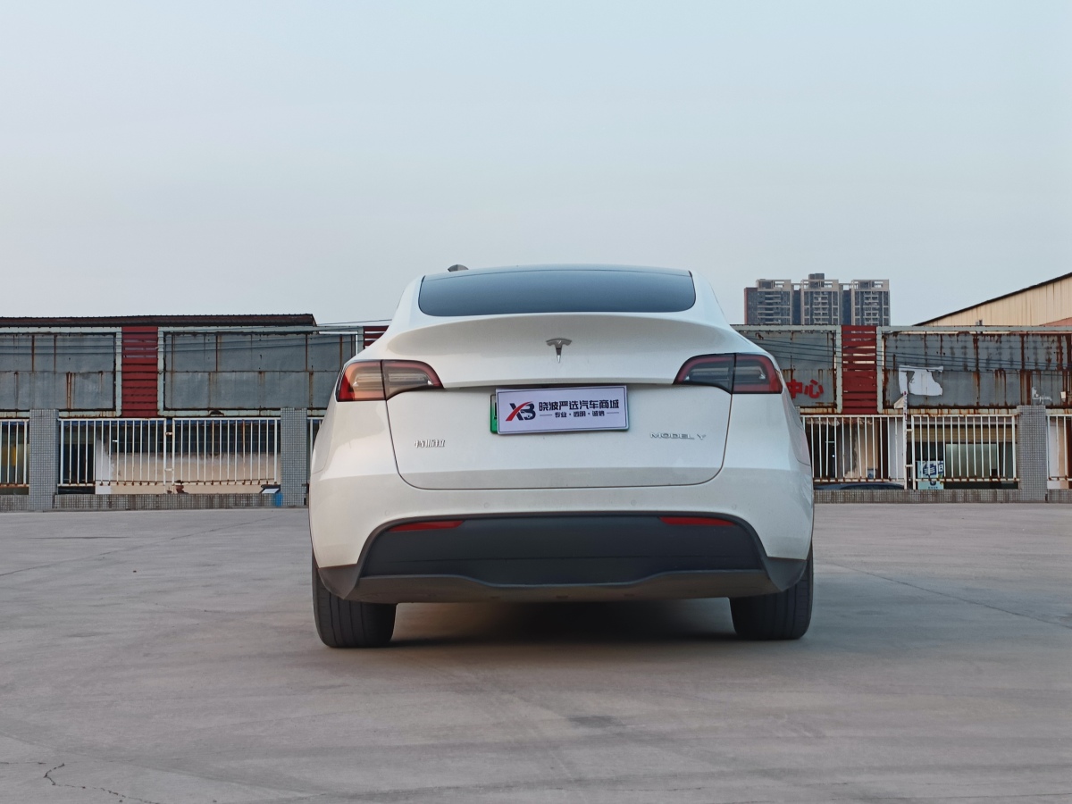 2021年9月特斯拉 Model Y  2021款 改款 標(biāo)準(zhǔn)續(xù)航后驅(qū)升級版