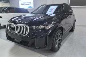 宝马X5 宝马 xDrive 30Li 尊享型M运动曜夜套装