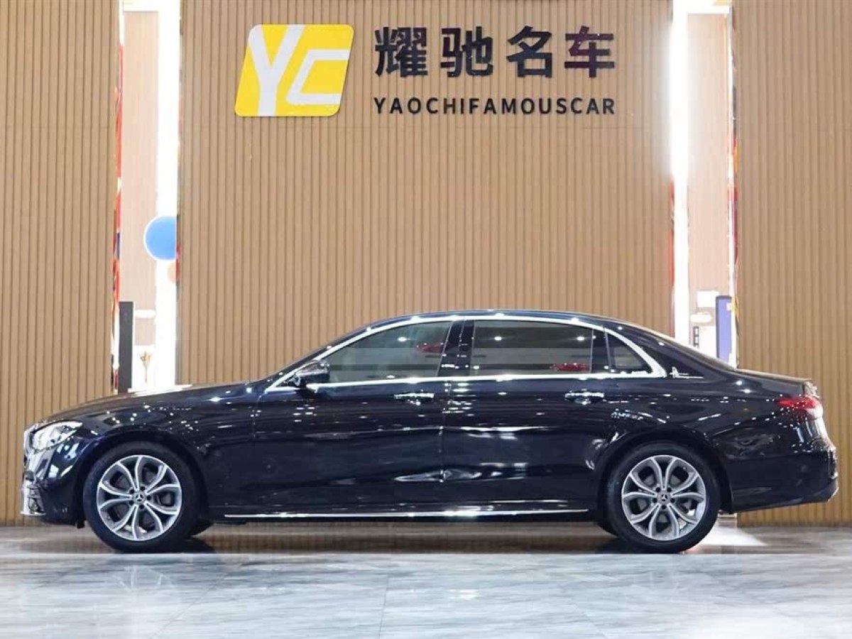 奔馳 奔馳E級  2023款 改款 E 300 L 運動時尚型圖片