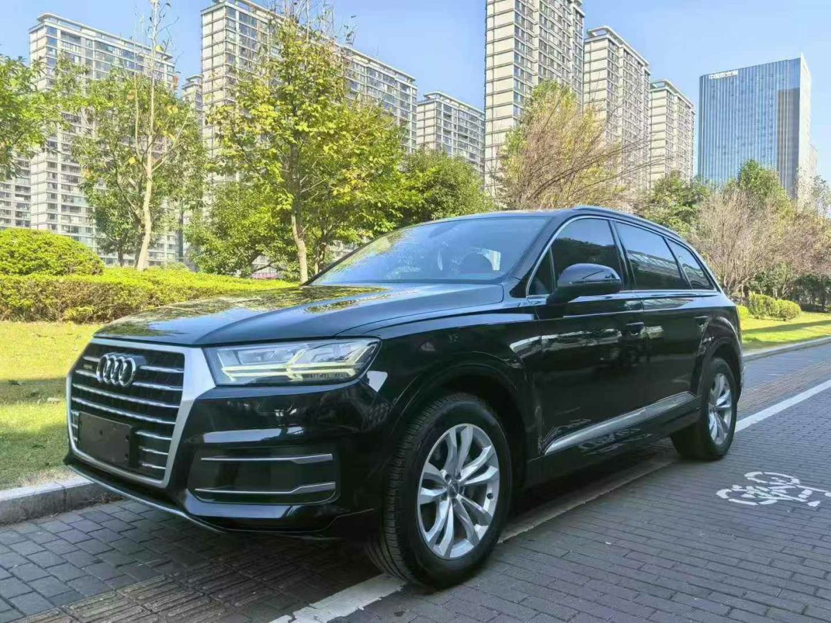 奧迪 奧迪Q5  2017款 Q5 2.0T FSI Premium Plus 美規(guī)版圖片