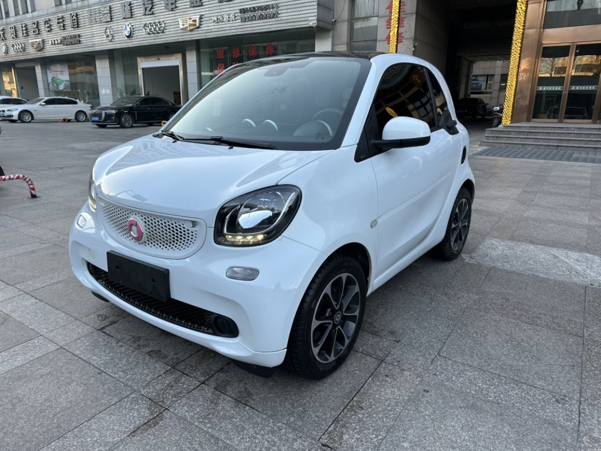 smart fortwo  2017款 1.0L 52千瓦魅藍特別版圖片