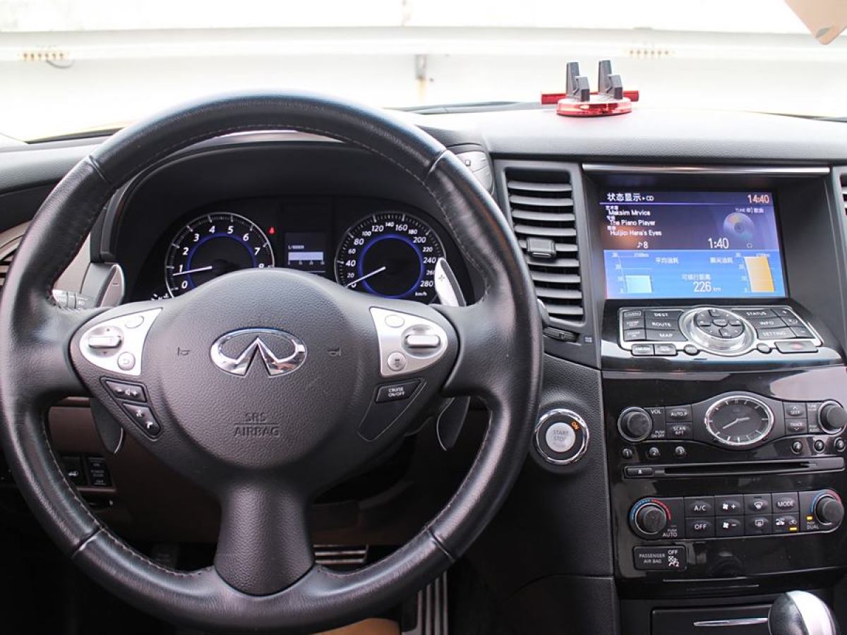 2016年11月英菲尼迪 QX70  2013款 3.7L 超越版