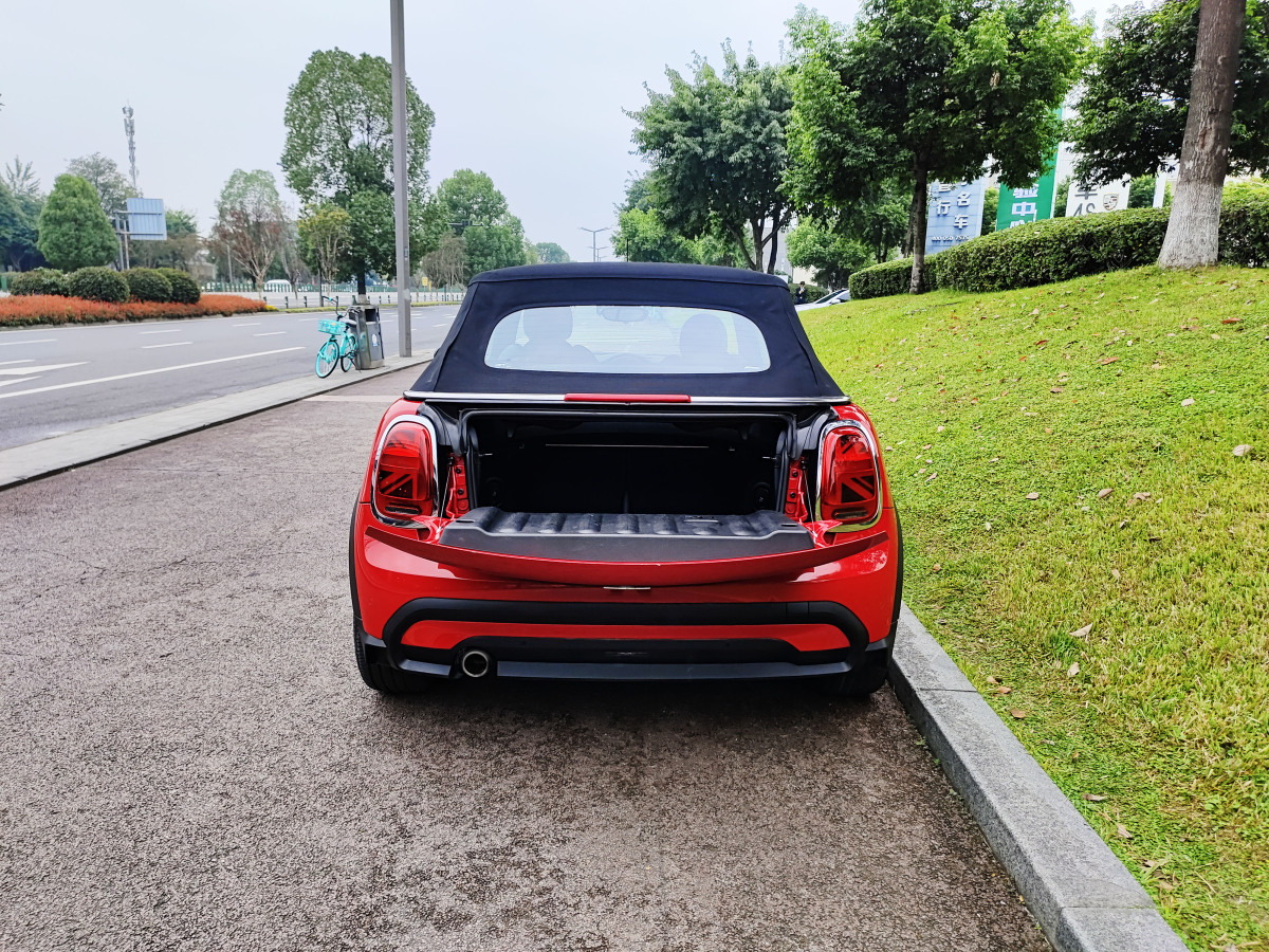 MINI MINI  2022款 改款 1.5T COOPER CABRIO 經(jīng)典派圖片