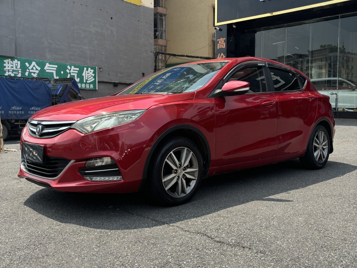 長(zhǎng)安 逸動(dòng)  2015款 1.6L 手動(dòng)豪華型 國(guó)V圖片