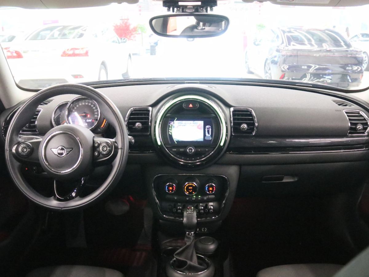 MINI CLUBMAN  2016款 改款 1.5T COOPER 鑒賞家版圖片