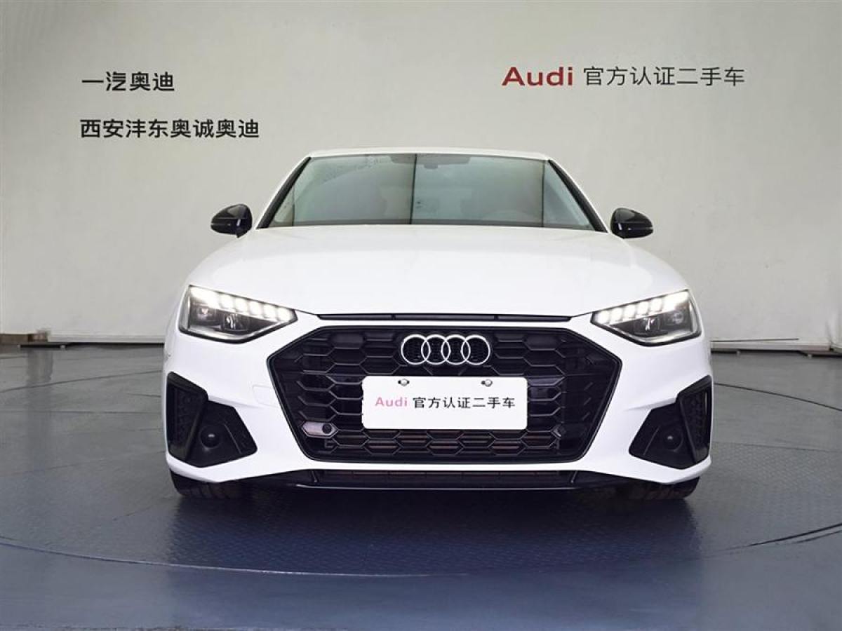 奧迪 奧迪A4L  2022款 40 TFSI 豪華動感型圖片