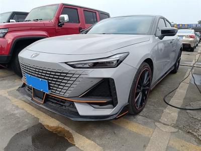 2022年3月 長(zhǎng)安 長(zhǎng)安UNI-V 1.5T 卓越型圖片